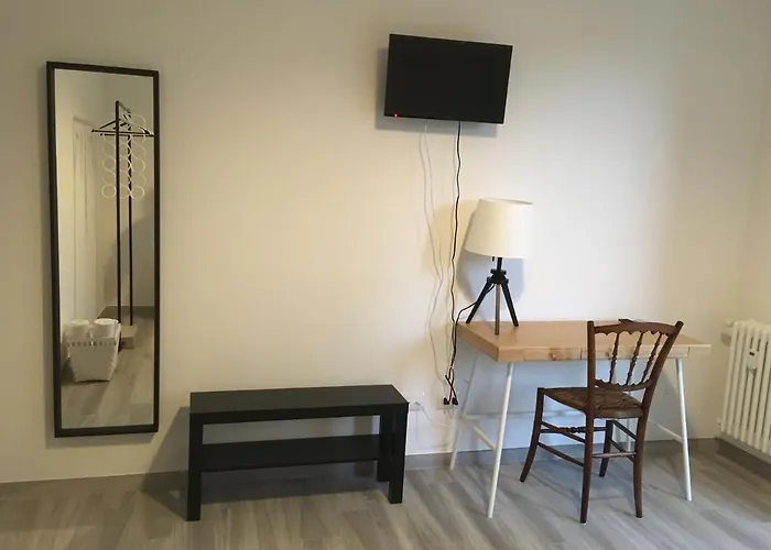 Four RoomsBed and Breakfast